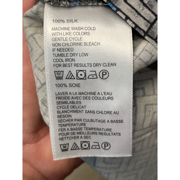 Tommy Bahama 100% Silk Gray/Blue Geometric Pattern Short Sleeved Mens Shirt  XL - Picture 5 of 6